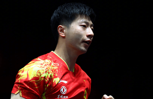 乒坛迎来巅峰之夜！33岁马龙冲不老神话，陈梦欲加冕为NO.1正名