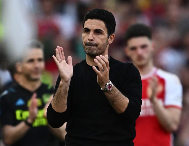 阿尔特塔的独特教学方式：用扒手事件提升球员警惕性