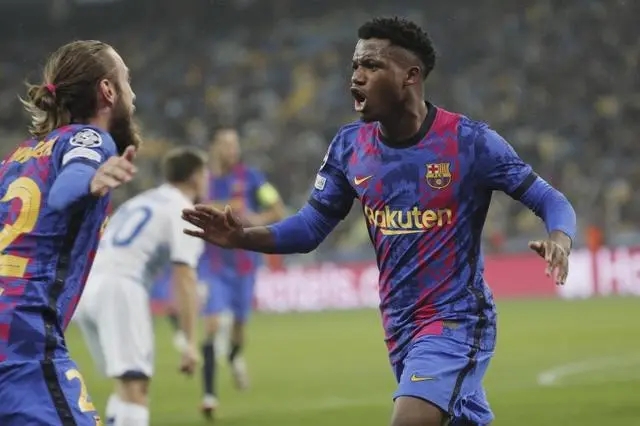 巴萨欧冠射手青春风暴：法蒂领衔最年轻纪录