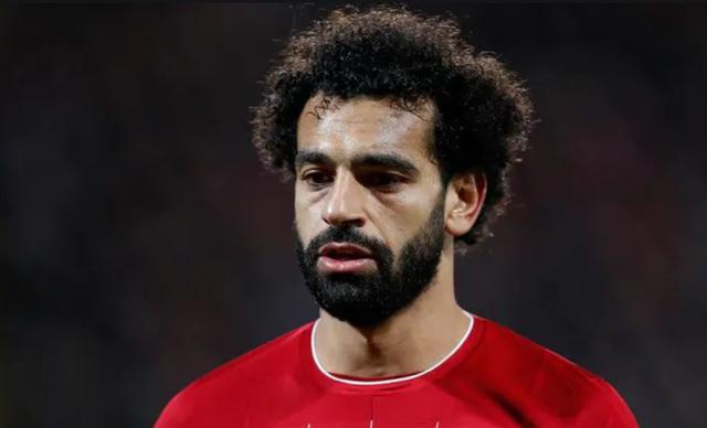 萨拉赫罕见地被换下，经纪人发神秘推特引人猜测