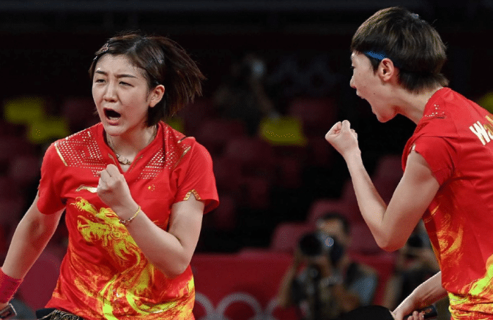 中国第34金：国乒女团奥运四连冠！3-0横扫日本女团夺金
