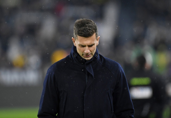 尤文大震荡！42岁少帅下课，2000万解约金背后是欧冠出局与联赛第5