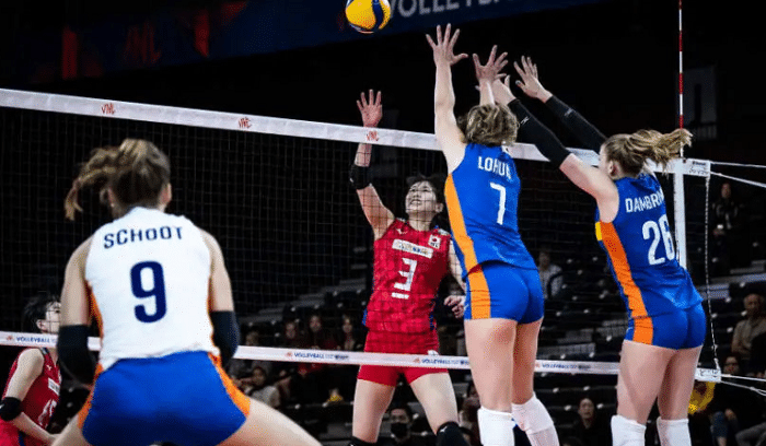 8连胜终结！日本女排吞世联赛首败，拦网差距巨大，给蔡斌提醒