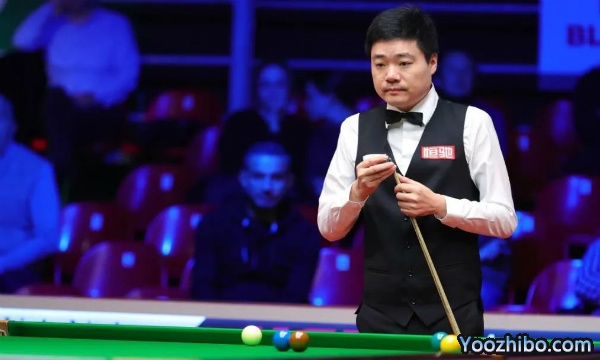 【战报】丁俊晖4-1轻取卡特 60岁怀特决胜局破百！