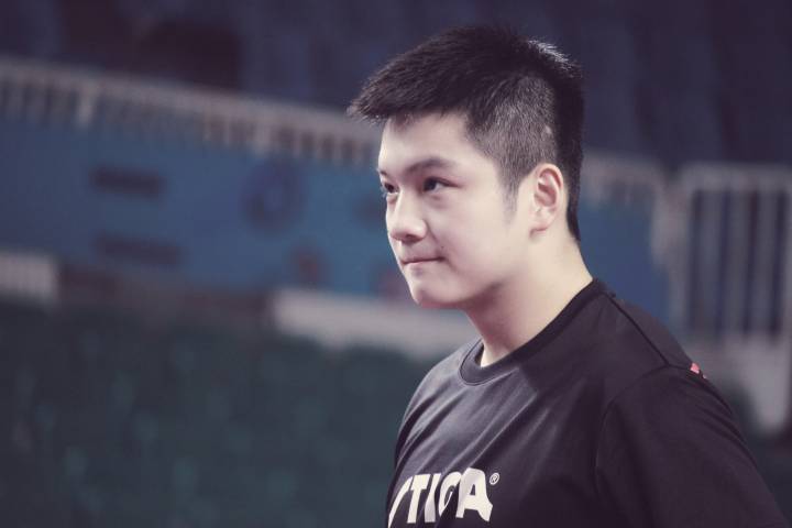 马龙退赛成全，樊振东世乒赛稳了？最强对手非张本，提防一人爆冷