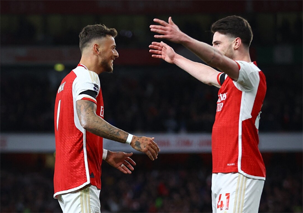 英超5-0！阿森纳缔造4大盛况，仍看曼城霸主脸色，剑指9连胜夺冠