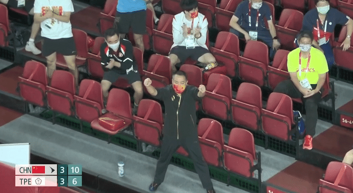 中国队的霸气瞬间！陈雨菲王懿律超级预判，马龙石智勇吓退对手