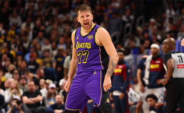 东契奇100分预言！独行侠冷血背叛，湖人新核今夜血洗旧主