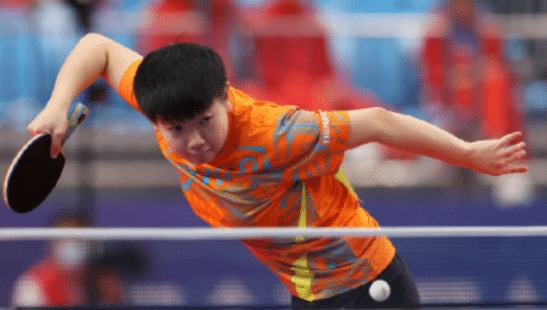 燃爆了！孙颖莎绝地反击逆转摘铜，球迷嗓子喊哑：她赢不了你