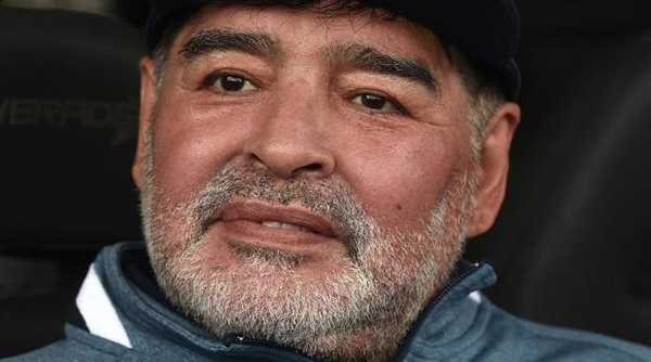 重磅！马拉多纳或本可获救，医疗团队拼凑且7人被控谋杀