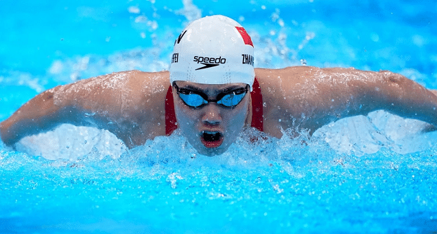 最后15米遭逆转！张雨霏遗憾斩获银牌，华裔小将第7道神奇夺冠