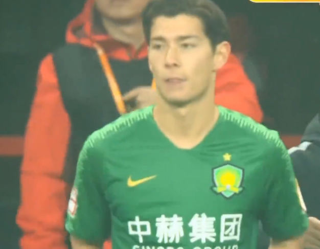 记者：李可、侯永永已回到国安 何时随队训练看恢复情况