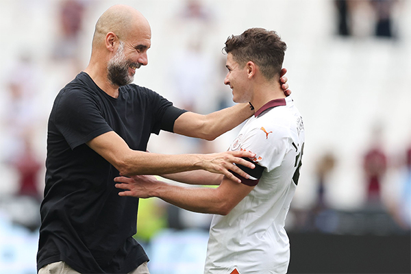 社区盾赛前：瓜迪奥拉确认阿尔瓦雷斯离队