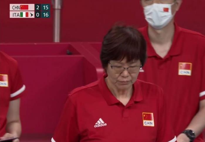 流泪承认错误，郎平或将离任，小宇发声，女排最后一战送暖心大礼