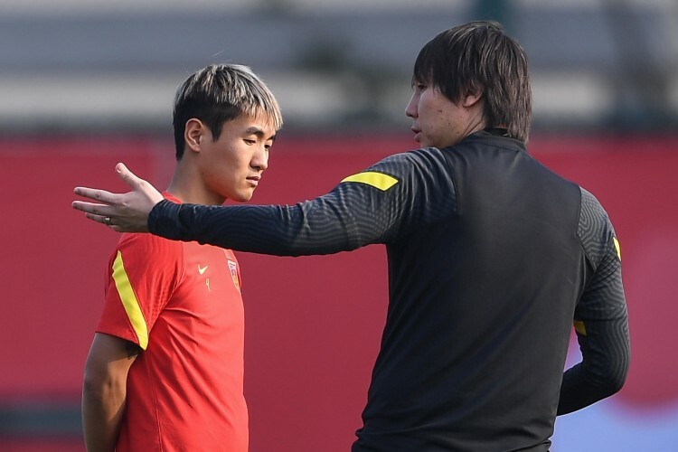 曝韦世豪曾因归化球员首发问题与李铁争吵