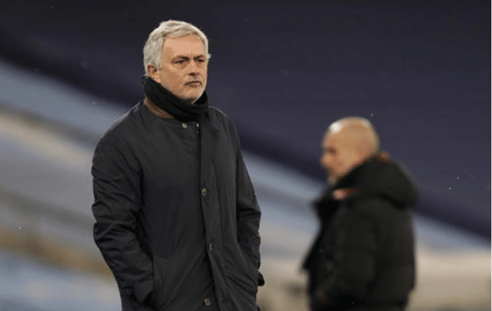 热刺欧联杯出局！穆帅公开向球迷道歉！但这场比赛真不怪穆帅！