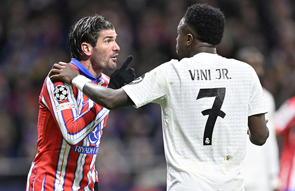 皇马2亿巨星深陷嘘声歧视 晋级后5次挑衅马竞，“15 - 0” 手势掀起骂战