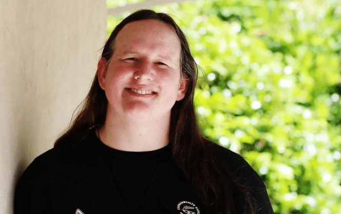 争议！新西兰变性举重选手出征奥运会，成中国队最大挑战之一