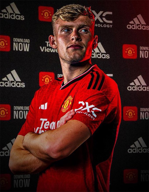 曼联报价布兰斯韦特被埃弗顿拒绝 引援仍在继续