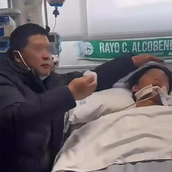 父亲精神恍惚母亲卧床不起 国安新星家庭支离破碎