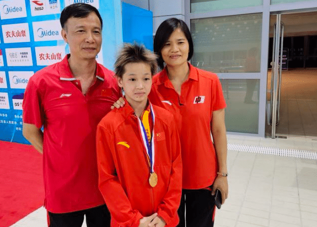 三观太正了！全红婵爸爸拒绝二十万元慰问金：我不能消费女儿的荣誉