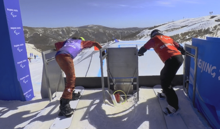 单日9枚奖牌！00后包揽金银铜，奖牌榜中国第1，冰壶中国大胜韩国