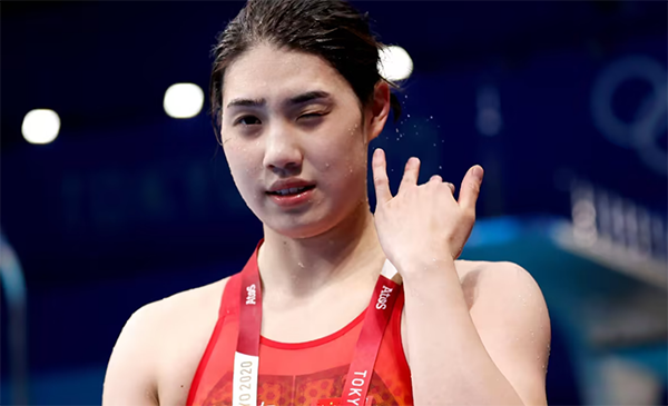 巴黎奥运：中国游泳队受美干扰 运动员无奈弃赛